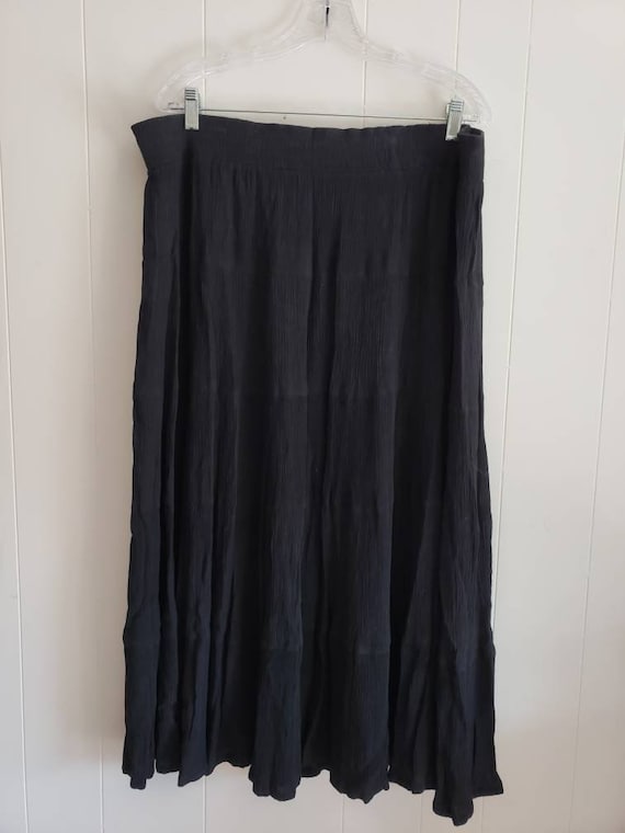 Vintage Black Crinkle Skirt Plus Size 1990s