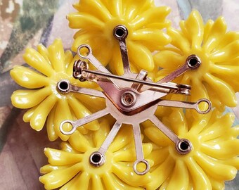 【激レア】PMO DAISY PIN SET #1 YELLOW Vintage Yellow Daisy Cluster Brooch Pin Pendant Gold Tone