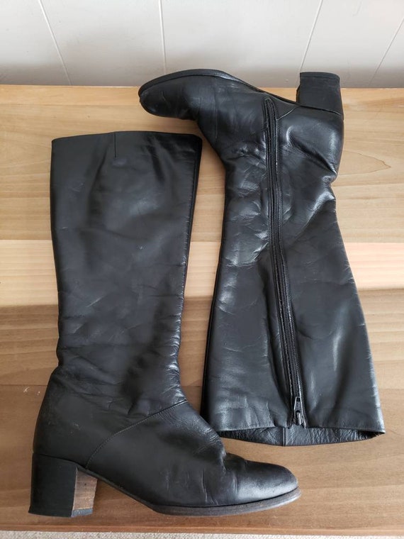 Vintage Varese Shoes Black Leather Heeled Boots Z… - image 3