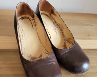 Vintage Brown Leather Chunky Heels Size 7 1970s As Is