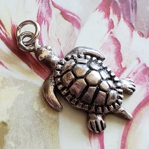 Vintage Sterling Silver Sea Turtle Pendant 1990s