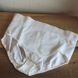 Vintage Crownette White Panty Girdle: Plus Size Control Panel (Size 48/9X)
