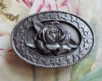 Vintage Small Siskiyou Buckle Co Inc Belt Buckle Rose and Floral Scroll Border 1985 Williams Oregon Ladies Small Buckle