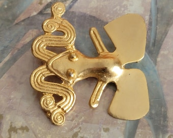 【極希少】ALVA MUSEUM REPLICAS ブローチ 龍 ゴールドカラー ALVA MUSEUM Signed Gold Plated Figural Fighting DRAGON Pin