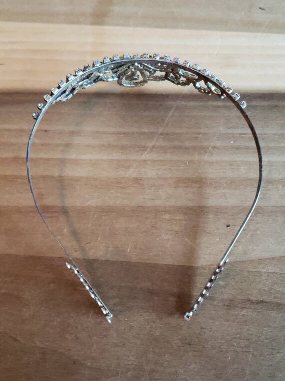 Vintage Clear Rhinetone Silver Tone Metal Tiara W… - image 10