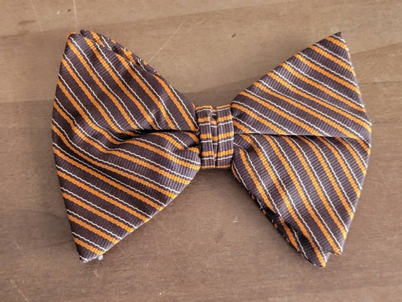 royal rust resistant bow tie