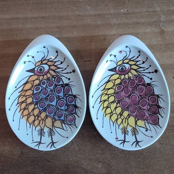 Vintage Set of 2 Royal Copenhagen Porcelain Crazy Bird Egg Shaped Pin Dishes Beth Breyen Made in Denmark