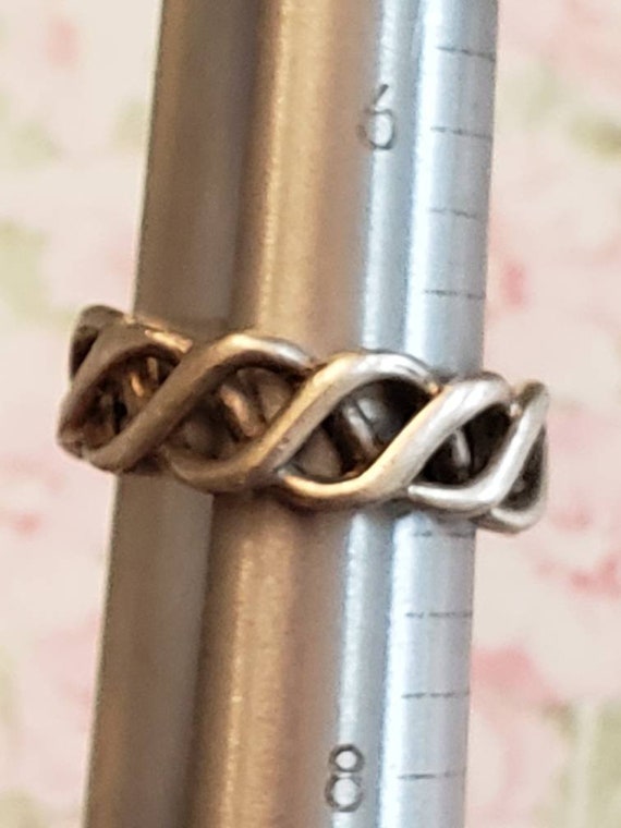 Vintage Sterling Silver Celtic Knot Band Ring Uni… - image 10
