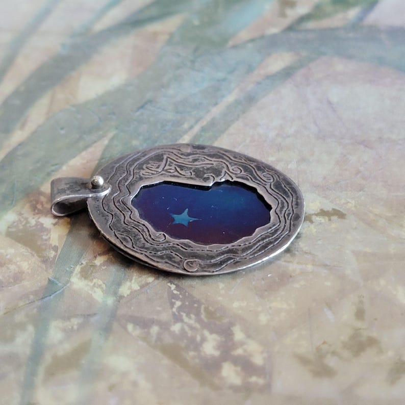 Vintage Hand Made Sterling Silver Waxing Crescent Moon Pendant Blue