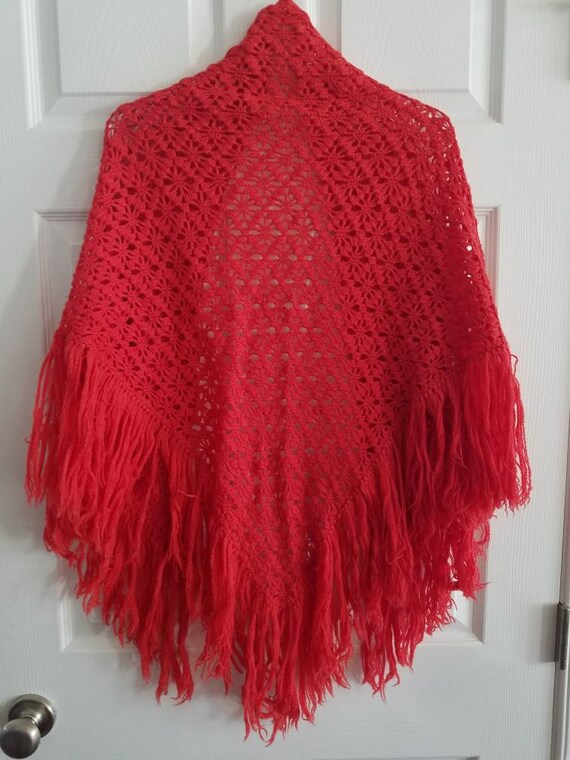 Vintage Hand Made Orange Red Fringed Shawl 1960s … - image 6