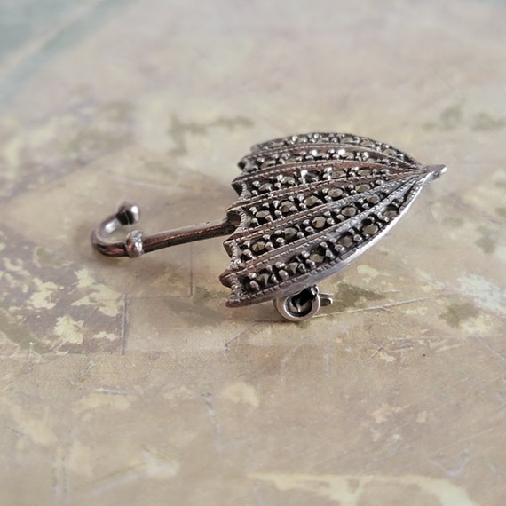 Vintage Sterling Silver Marcasite Umbrella Brooch… - image 5