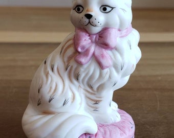Vintage Porcelain Cat The Franklin Mint 1986 Persian Cat with Bow Pink Cushion