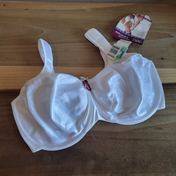 Bali Women's Size 38B Bra Has underwire Great - Depop