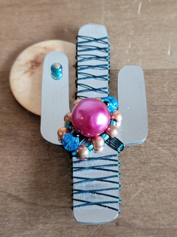 Liz tech pins best sale