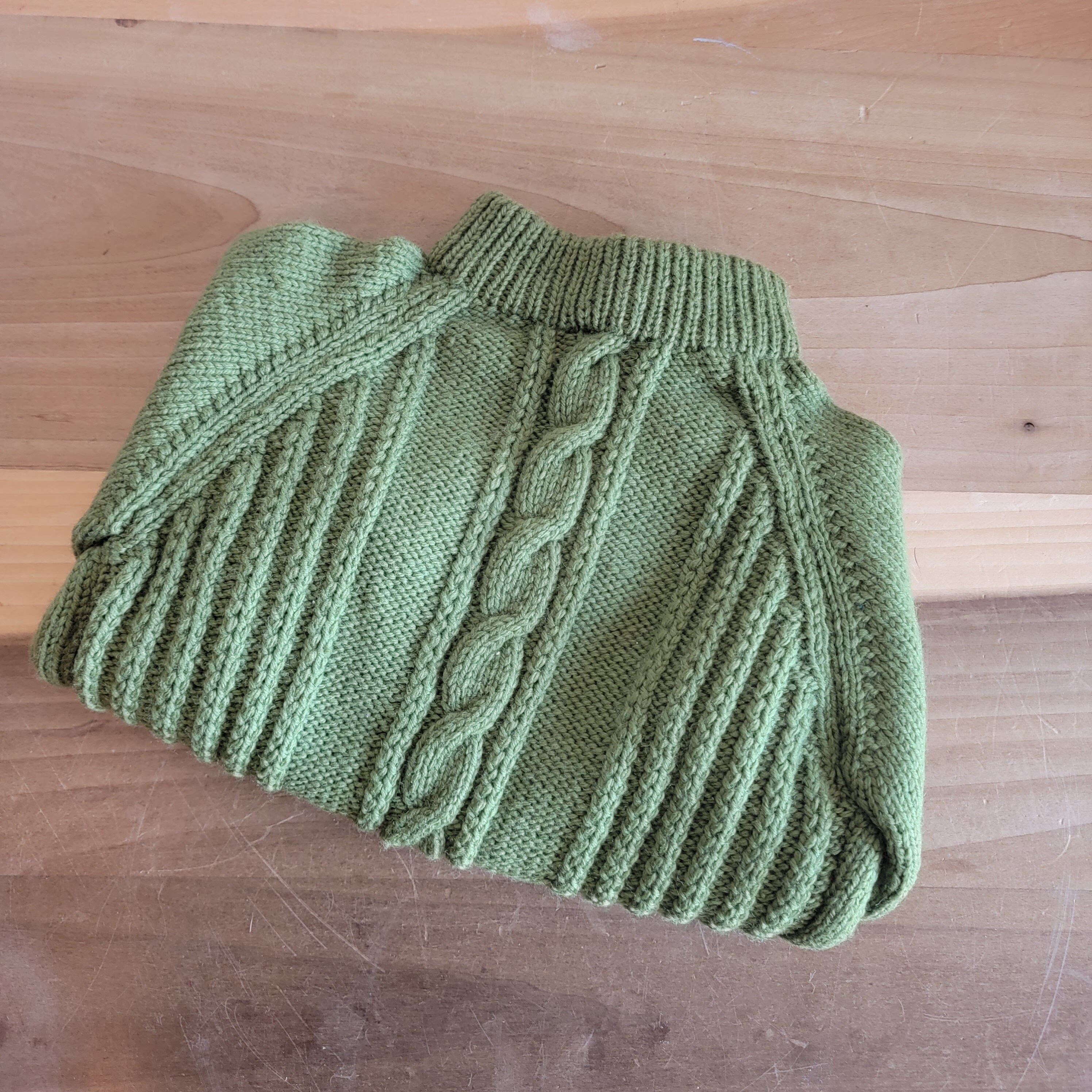 Avocado green sweater online