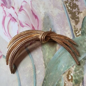 Vintage Monet Gold Tone Metal Brooch Pin Mother&#39;s Day