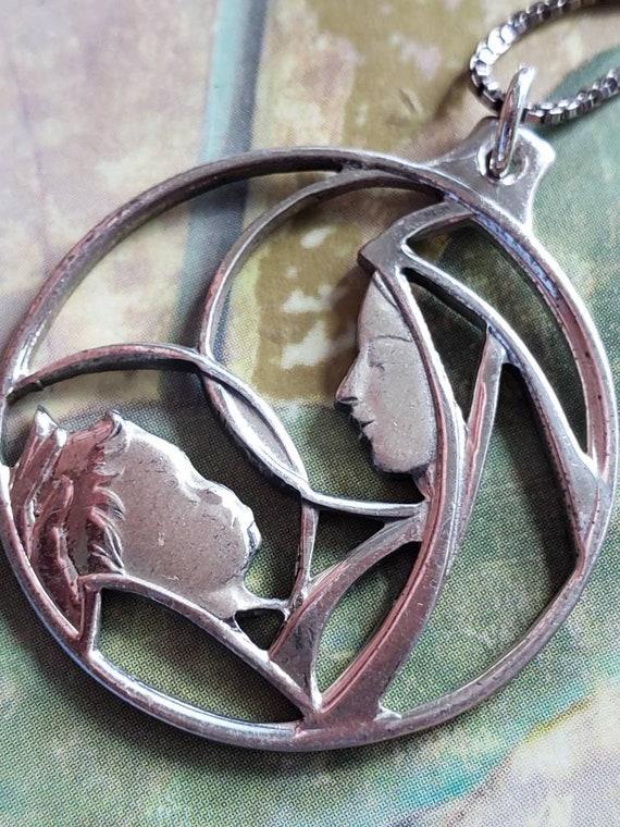 Vintage Creed Sterling Silver Mother and Child Me