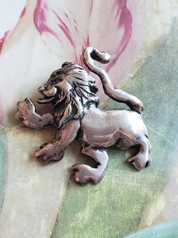 Vintage Hand Made Sterling Silver Lion Leo Pendant