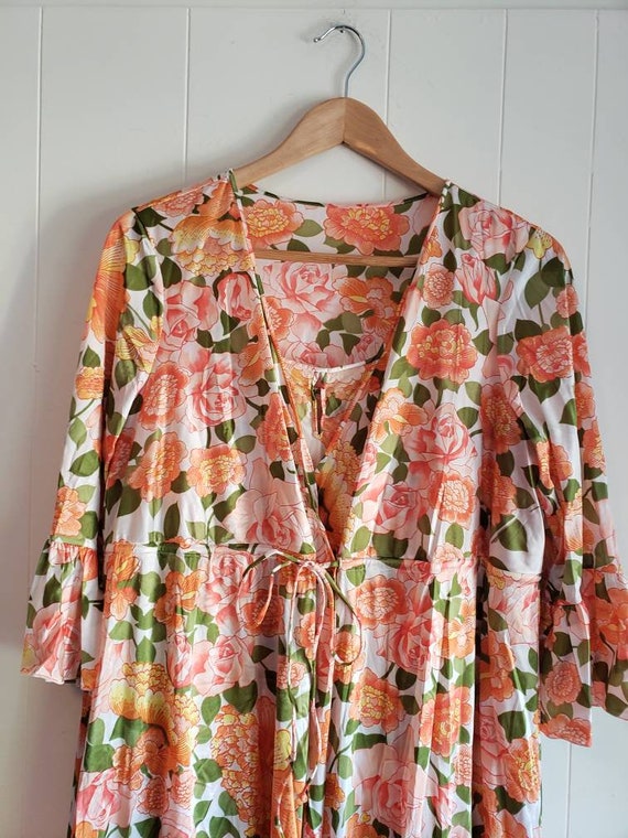 Vintage Vanity Fair Peignoir Night Gown and Robe S
