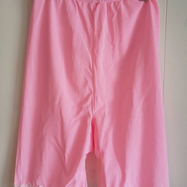 Vintage Never Worn High Waisted Undergarment Underwear Bloomers Knickers Shorts Mid Century Size 5 Small Tap Pants Pantaloons Pink Lace