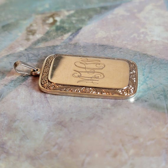 Vintage Monogramed MHW Script Initials Gold Tone … - image 3