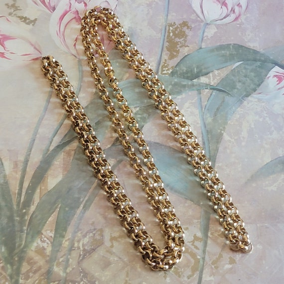 Vintage Circle Link Gold Tone Metal Necklace Cost… - image 10