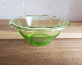 Vintage Antique Green Depression Glass Mixing Bowl 1920s Medium Sized