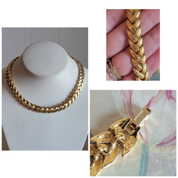 Vintage Napier Gold Tone Metal Hinged Collar Neck… - image 10