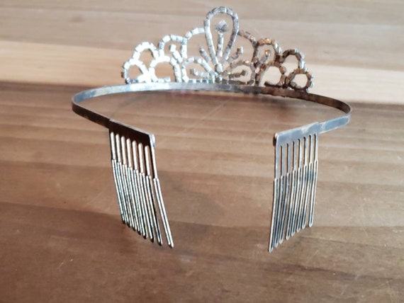 Vintage Clear Rhinetone Silver Tone Metal Tiara W… - image 5