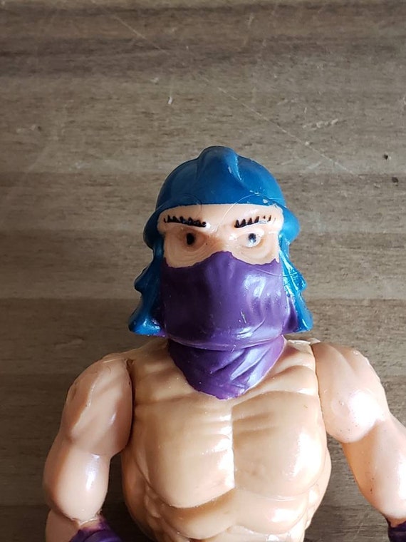 Teenage Mutant Ninja Turtles: 4” Original Classic Shredder Basic Figure by  Playmates Toys