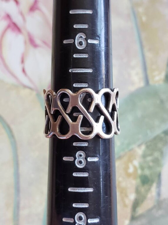 Vintage Sterling Silver Repeating Pattern Ring 92… - image 8