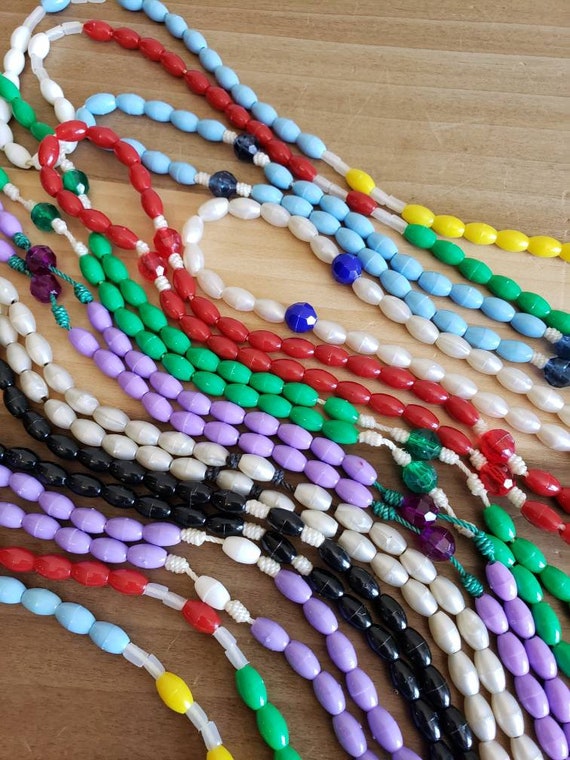 Vintage Lot of of 10 Plastic Rosary Beads Green B… - image 9