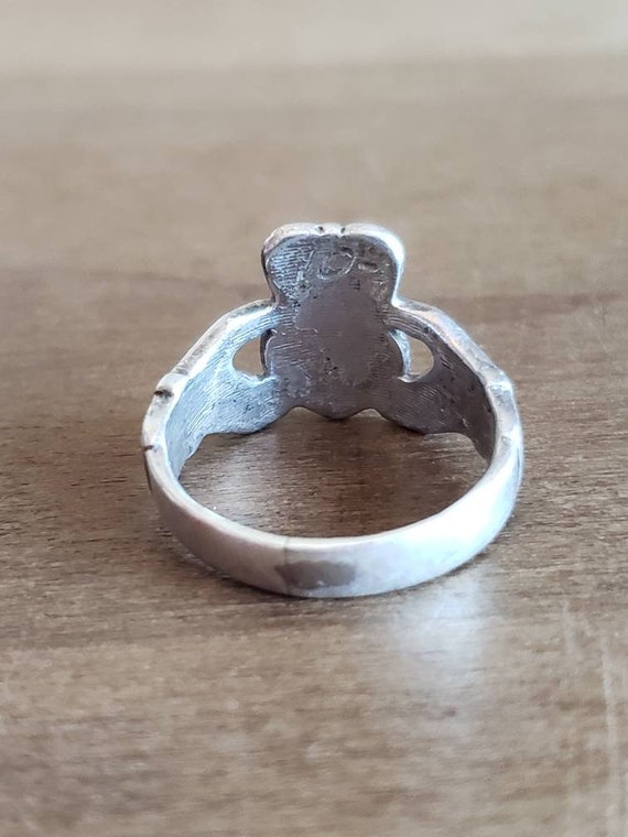 Vintage Hand Made Sterling Silver Claddagh Ring B… - image 3