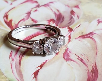 Vintage Sterling Silver Cubic Zircon Zirconia CZ 3 Stone Engagement Ring 925 1990s