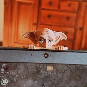 Dobby Tittut – Dekorativ figur för skärm, fönster eller hylla | nördgåva