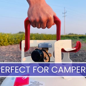NoPane プロパンタンクハンドル | RV ＆キャンプギフト | BBQ 愛好家のための快適なキャリア | キャンプの必需品 | ライフハック |