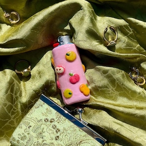 Apple Lighter