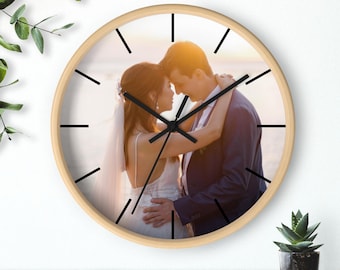 Personlig väggklocka med foto, personlig jubileumspresent, heminredning