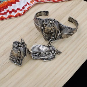 Yazzie Artist Signed Navajo Sterling Silver Wirework Feather & Nature Motifs Cuff Princess Bracelet