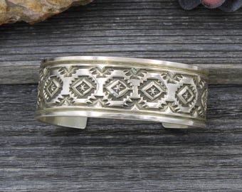 Vintage Navajo Signed Alvin Toadacheene Sterling Silver and Hand