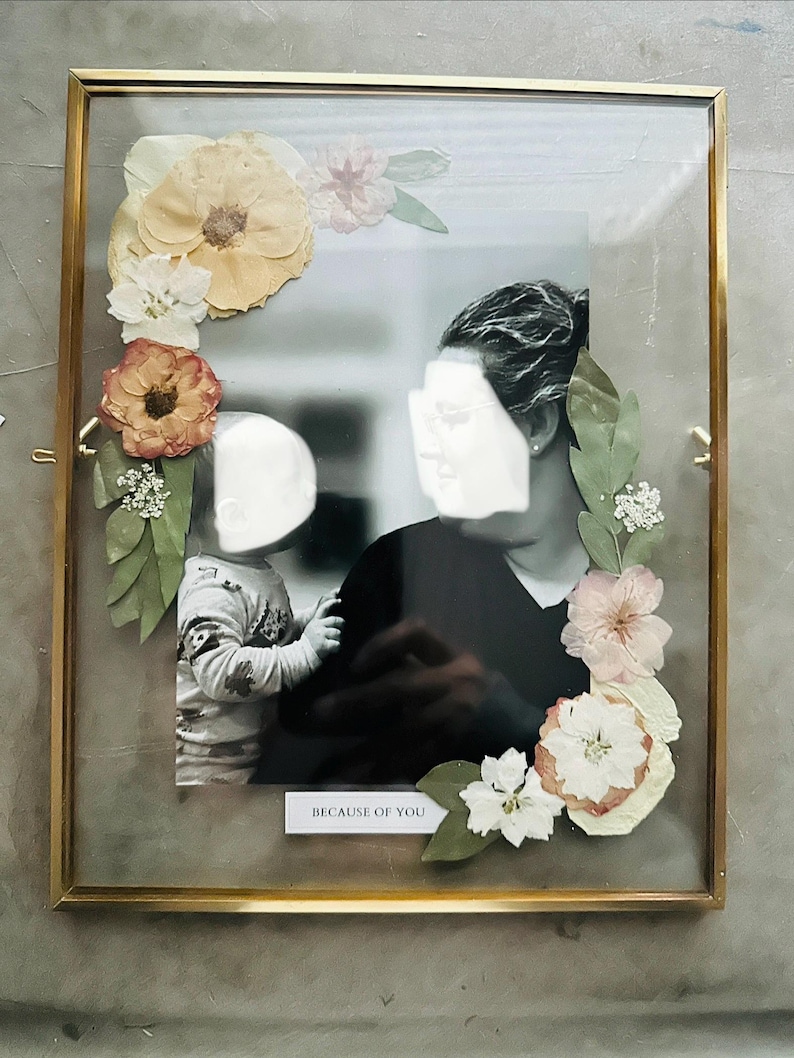FLower preservation pressed flower frame for new mama gift.