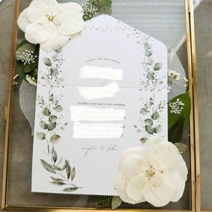 Wedding Flower Preservation for a pressed flower frame that uses a bridal bouquet flowers.