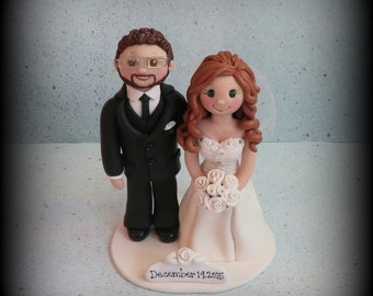 Wedding Cake Topper, Custom Cake Topper, Bride and Groom, Polymer Clay, Personalized, Keepsake