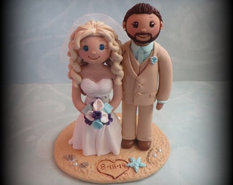 Wedding Cake Topper, Custom Wedding Topper, Bride and Groom, Beach Theme, Personalized, Polymer Clay, Keepsake