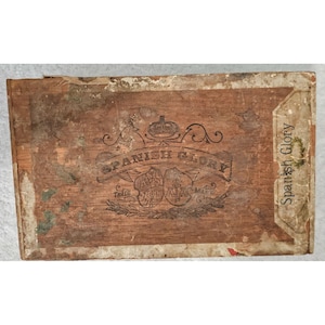 Vintage Spanish Glory Wooden Cigar Box Regalia Perfectos with Original Customs Label 9x5x3