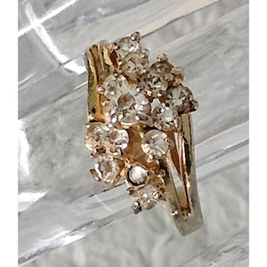 Vintage Gold-Toned Multi-Stone Cluster Ring with Clear Rhinestones Size 5, Gift for Mom, Anniversary, Engagement, Cocktail