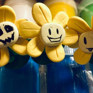 Flowey the Flower Figure