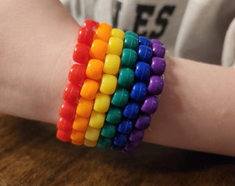 Bracelet manchette Kandi, drapeaux de la fierté (chacun vendu séparément, sélectionnez une variante ci-dessous)