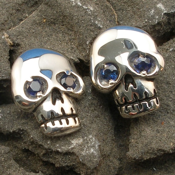 Etsy skull earrings deals