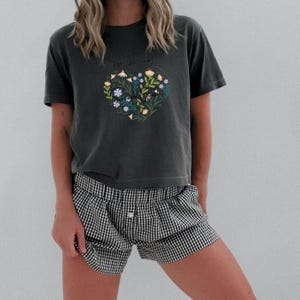 Personalized Teacher Shirt: Inspiring Minds Floral Back to School Comfort Colors Tee